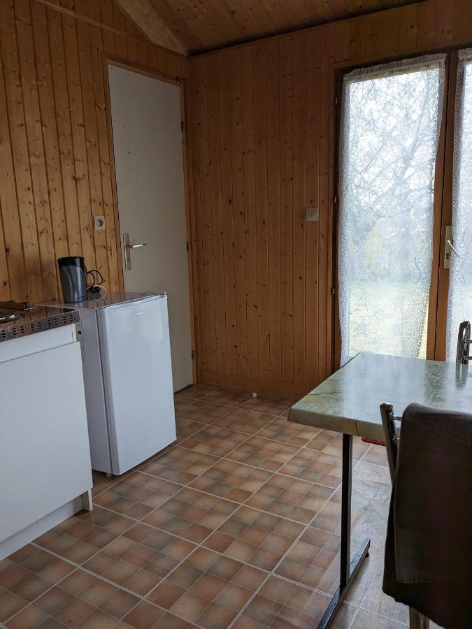 Au Petit Chalet D'Illiers Combray - Salle D'Eau Uniquement Exteriér fotografie