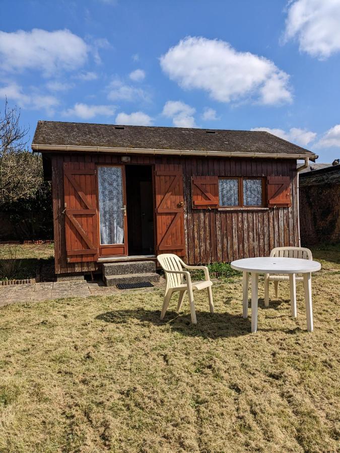 Au Petit Chalet D'Illiers Combray - Salle D'Eau Uniquement Exteriér fotografie
